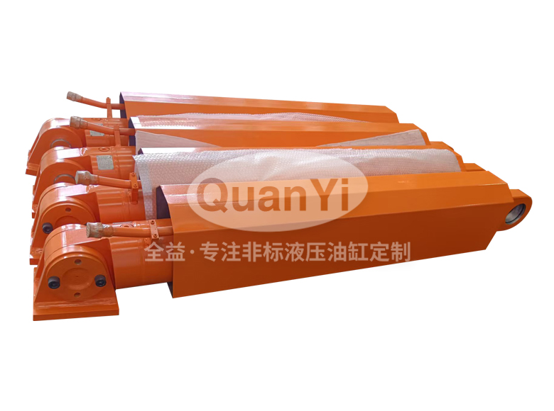 常州全益機械制造有限公司-傾翻澆注電爐專用油缸180/100-1240180/100-1240